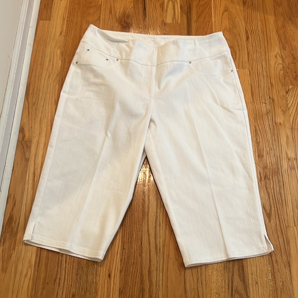 Ruby Rd Women’s Capris - Picture 3 of 8